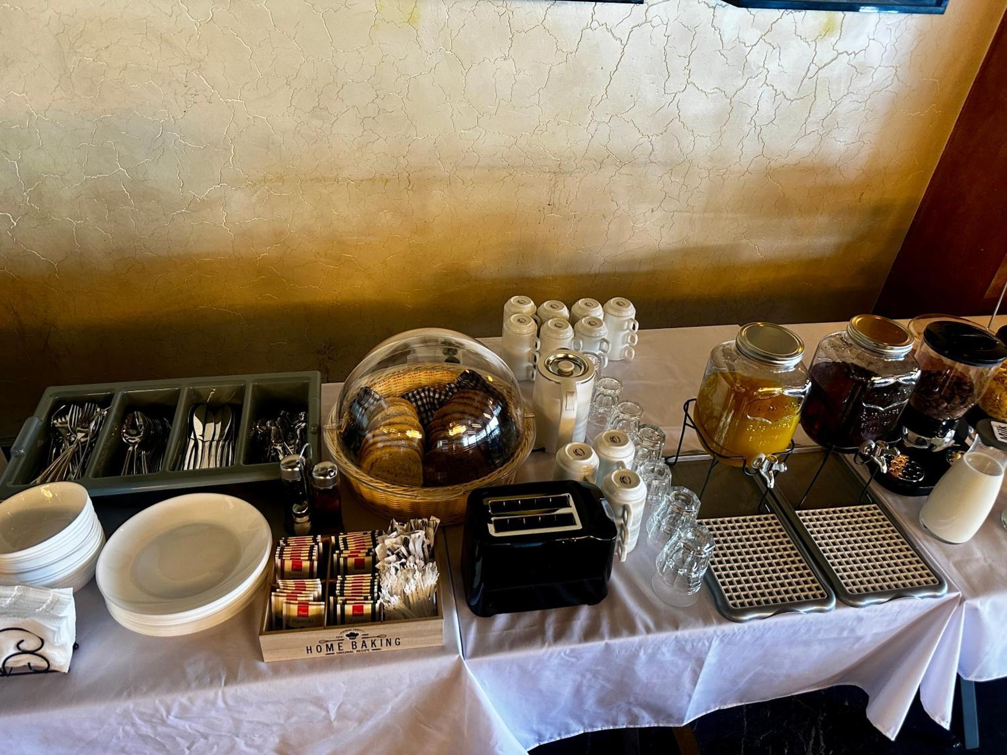 Mr.I Boutique Hotel & Bar Ohrid Buitenkant foto